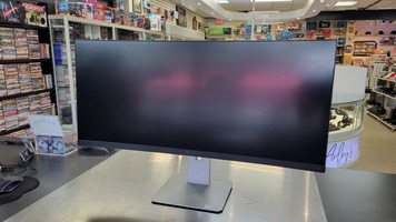 Dell UltraSharp 32" curved monitor