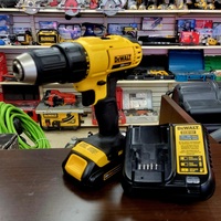 DEWALT 20V MAX Lithium-Ion Compact Cordless Drill/Driver with Battery & Charger