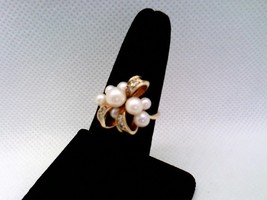 Pearl Bowtie Ring 