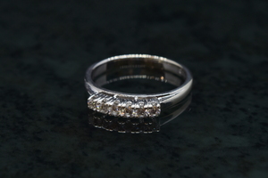 Diamond band