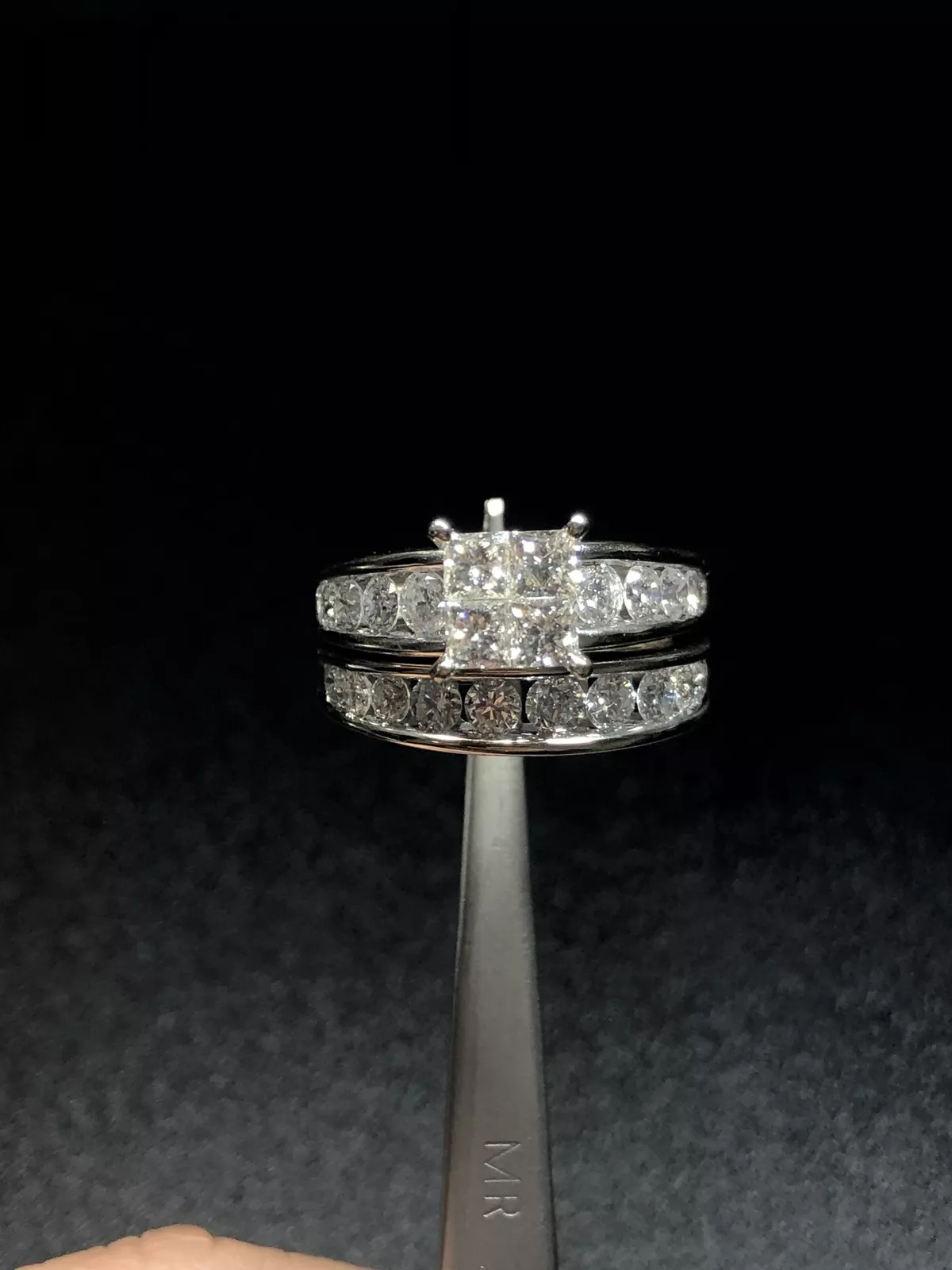 14K WHITE GOLD RING WITH 4 CTTW - SIZE 9.5