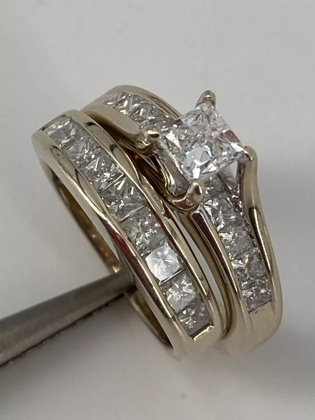 14KT White Gold Diamond Channel Ring Set 6.5g