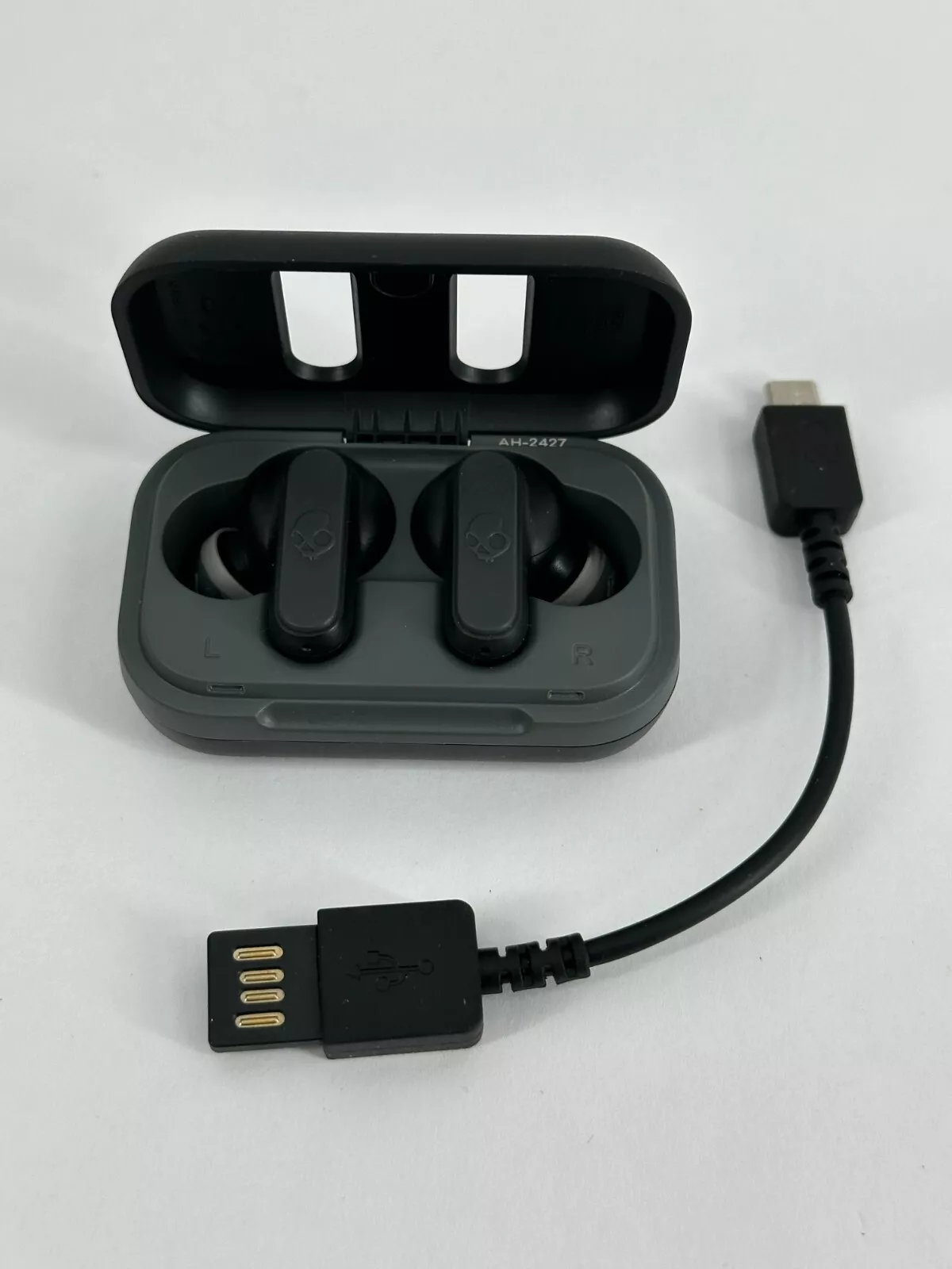 Skullcandy Dime True Wireless In-Ear Earbud.