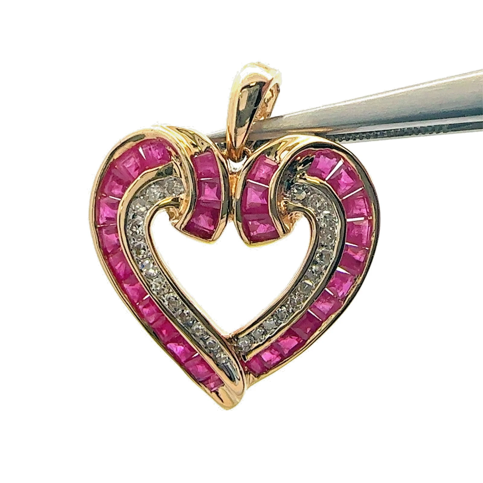 14KT Yellow Gold Rubies and Diamonds Heart Pendant 3.8g