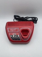 GENUINE Milwaukee M12 Battery Charger 48-59-2401 *** USED CONDITION***