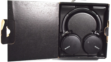 Sony MDR-XB650BT Extra Bass headphones - box