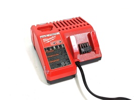 Milwaukee M18/M12 Battery Charger