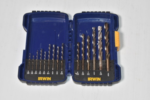 Irwin 15 piece drill bit set in blue case
