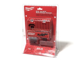 Milwaukee M18 and M12 Multi-Voltage Charger