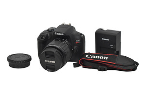 Canon EOS Rebel T7 DSLR with 18-55mm Lens