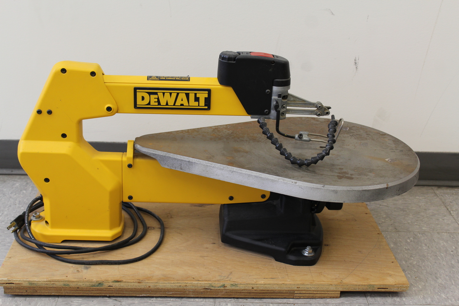 Dewalt Scroll Saw Common Exchange Newton Ltd.