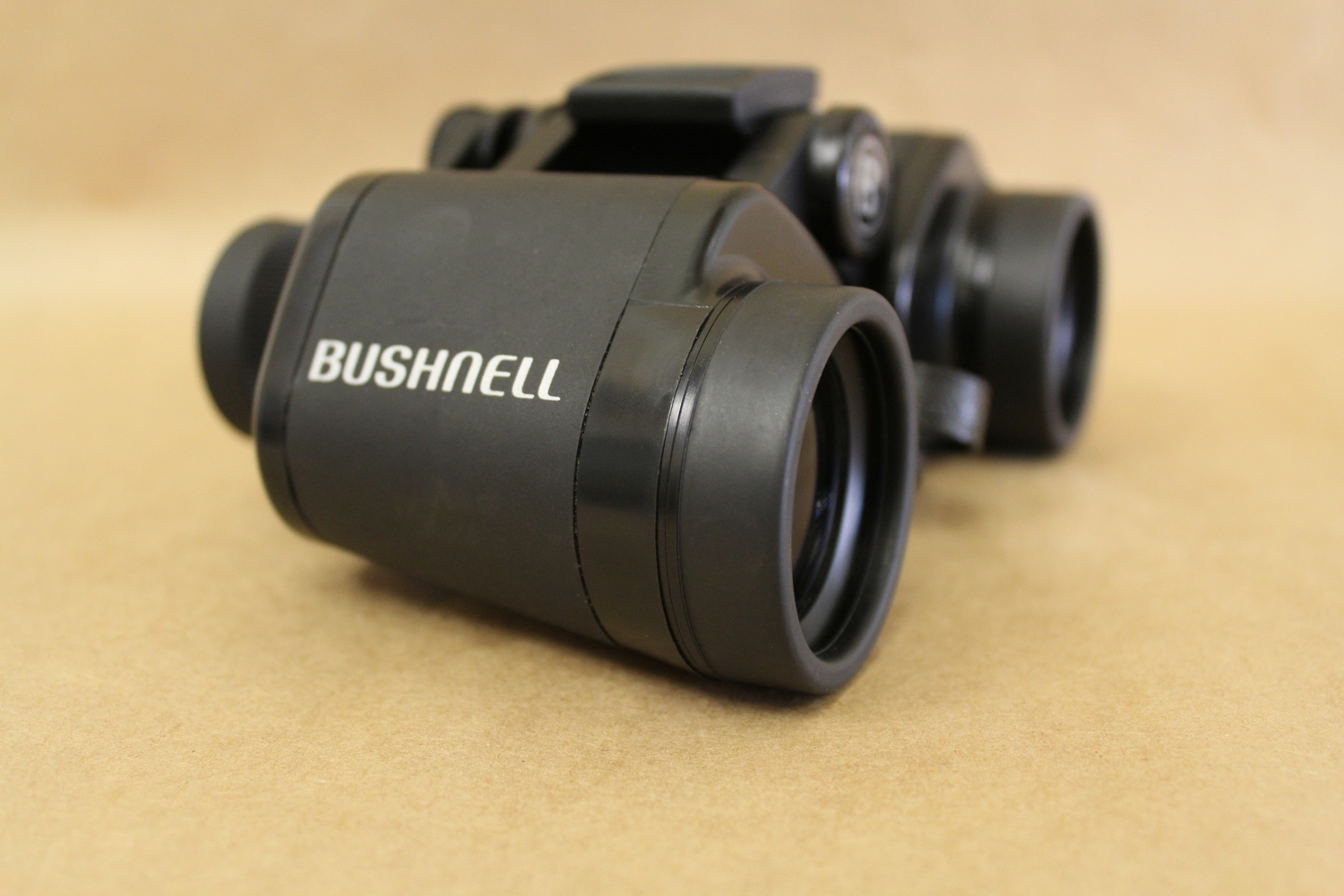 Bushnell NBA Edition Binoculars 7x35 Common Exchange Newton Ltd.