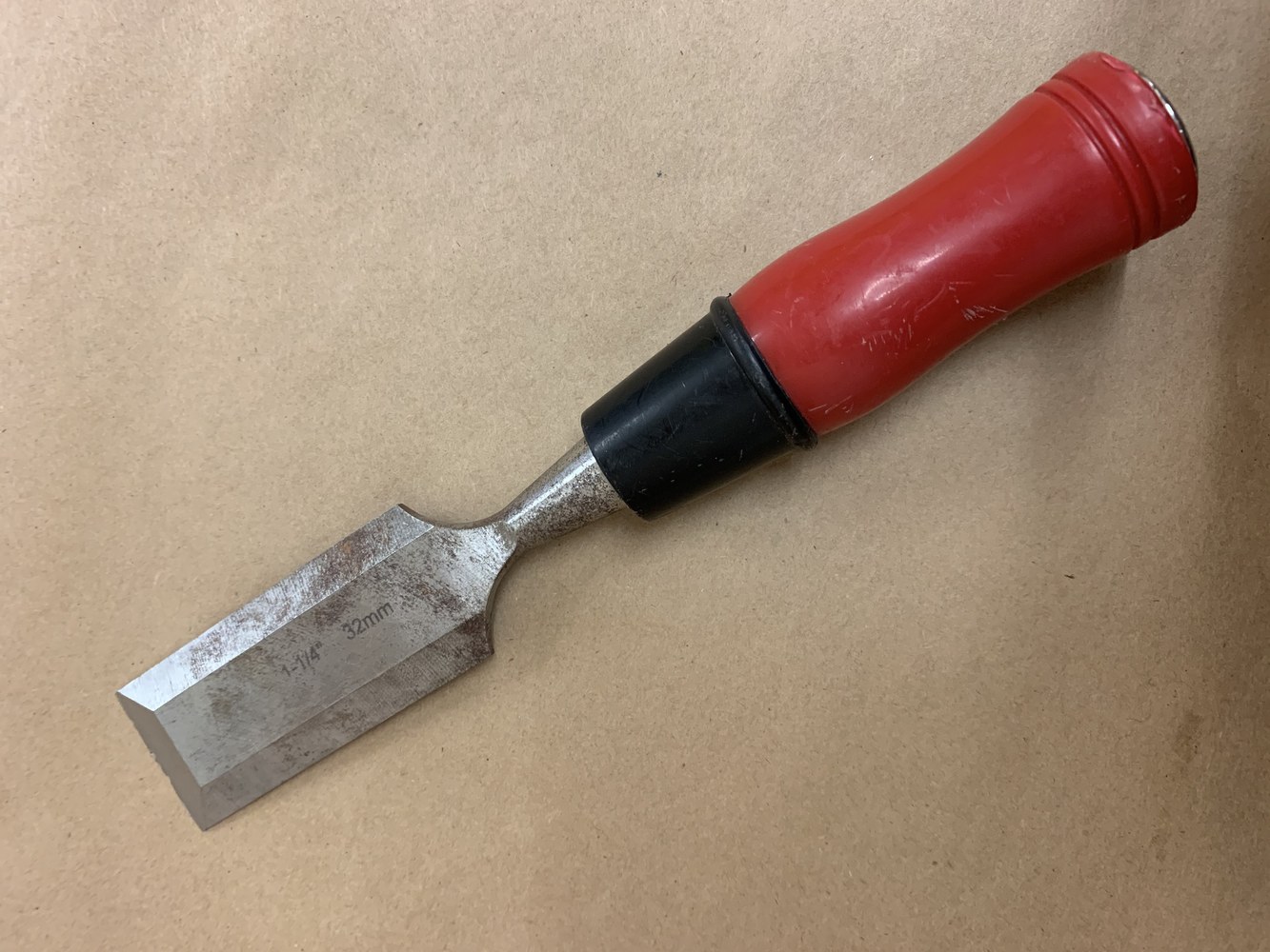 Chisel- 32mm 1 1/4inch | Common Exchange Newton Ltd.