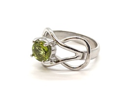 Ladies Silver Ring