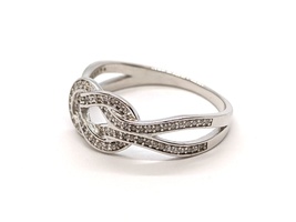 Ladies Silver Ring
