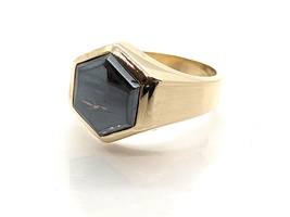 10k Yellow Gold Ring With Black Stone