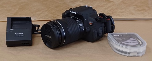 Canon EOS Rebel T5i Camera Kit