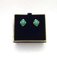 18k Stud Earring Pair With Green Stones