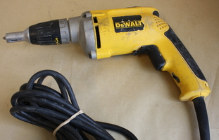 Dewalt (DW272) 6.3 Amp VSR Drywall Screwdriver