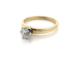 14k Solitaire Ring