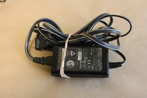 Sony AC Power Adapter (AC-L15A)