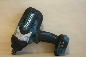 Makita DTW1001 3/4" impact wrench gun - with charger in case