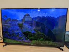 samsung 43 inch tv w/ stand and remote UN43n5300afxzc