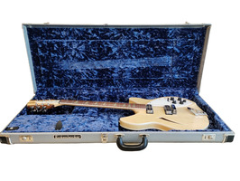Rickenbacker Electric Guitar 
