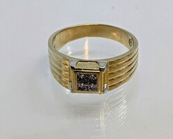  Mens Ring w/ 4 chips