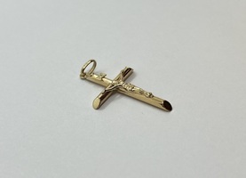 10K Cross Pendant 