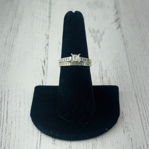  10kt White Gold Diamond Ring Set