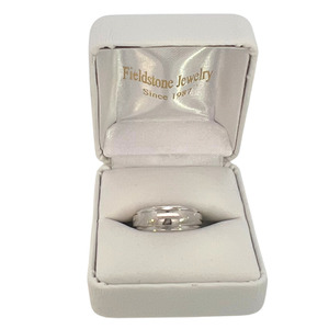  14kt White Gold Ring 