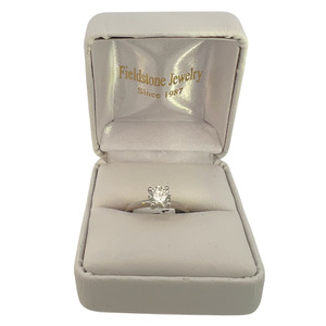 14kt White Gold Ring with Natural Diamond