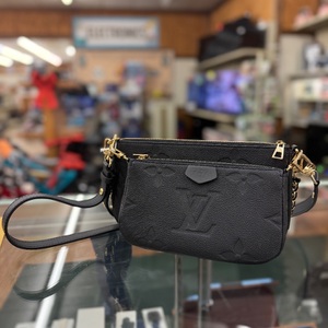 Louis Vuitton Louis Multi Pochette Black