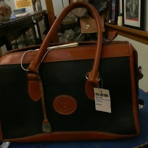 Coldwater Canyon Brown & Black Leather Purse 