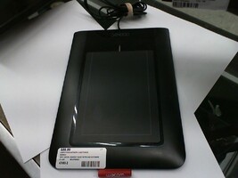 Bamboo Ctl-460 Input Device, Drawing Tablet W/ Pen And Software 
