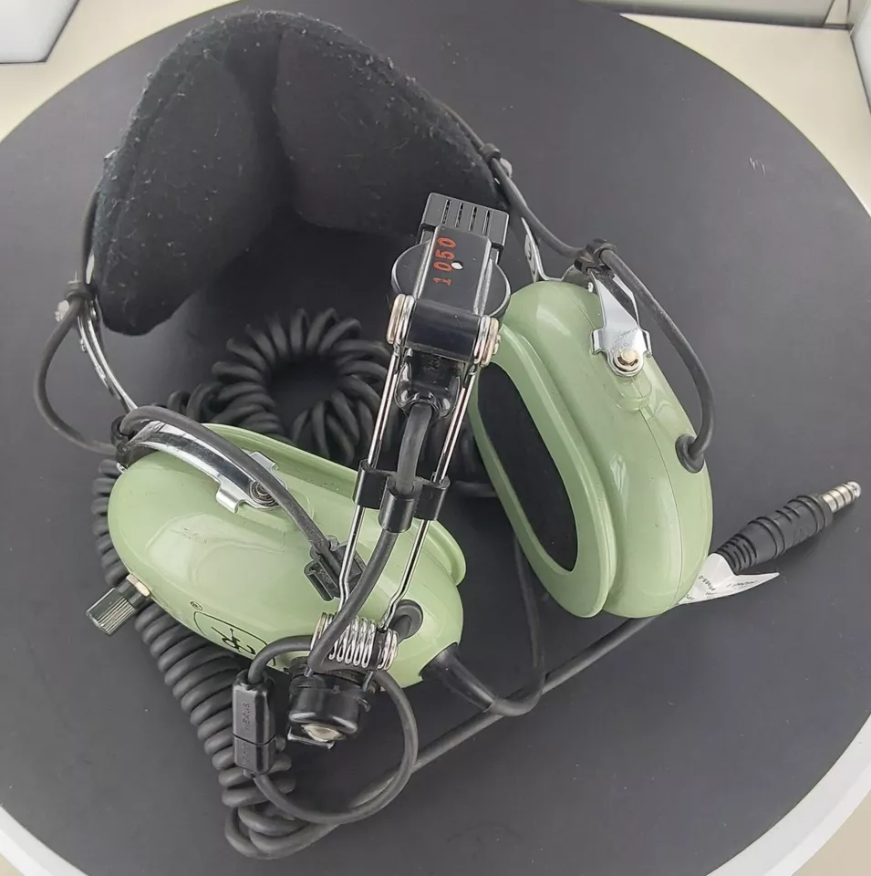 David Clark Model H10-76 Pilot Radio Headset, Used