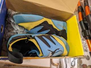 Mad Rock Mad Monkey Kids Size 2 Rock Climbing Shoes