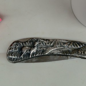 Sharp Stag; Small Folding Knife, DEER SCENE