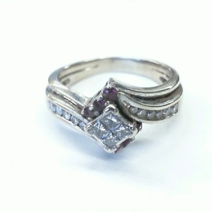 10K WHITE GOLD WEDDING SET WITH 4 PRINCESS CUT DIAMONDS .05CT EA 6 RUBIES .02CT 
