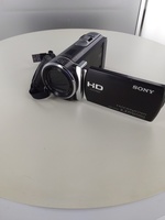 Sony Hdr-Cx190 HandyCam 5.3 Mp HD with Case & Cords