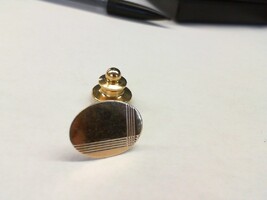14K Yellow  Gold Tie Tack .9gr - Back is not gold