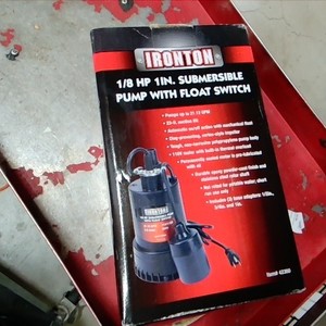 IRONTON 42360 1/8HP 1" SUBMERSIBLE PUMP WITH FLOAT SWITCH - NIB