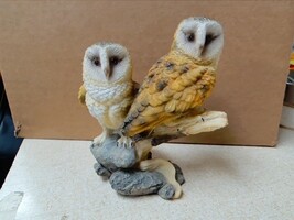 TWO OWLS FIGURINE