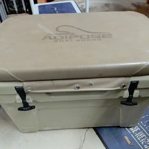 YETI 45 COOLER W/ ADIPOSE CUSTOM CUSHION TOP 