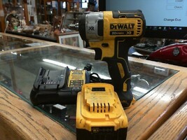Dewalt DCF890 Impact Wrench w/ Battery & Charger