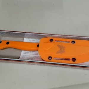 BENCHMADE 15700 FLYWAY KNIFE (ORANGE) IN BOX