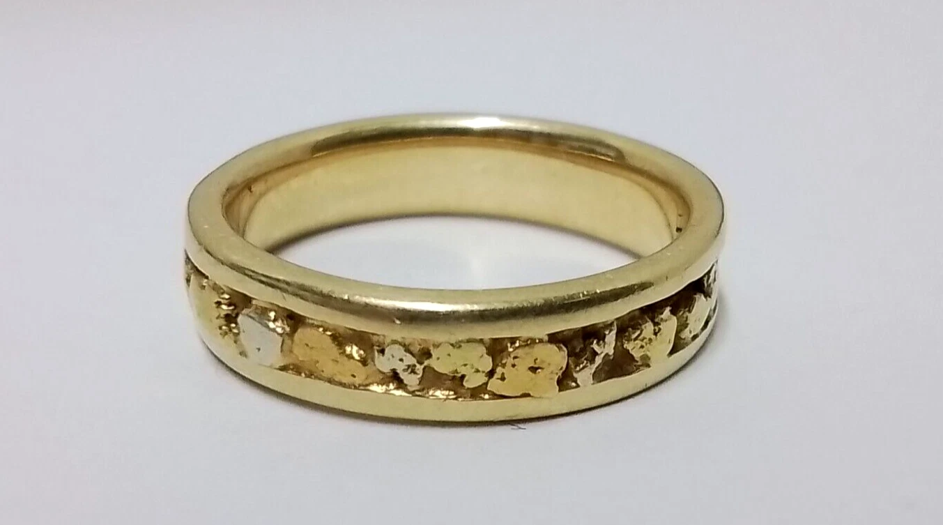 Gold 18K Nugget Inlay Ring 5.9 Grams Taylor Brand