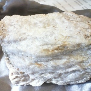 3.5" X 2.5" QUARTZ WITH RYOLITE SPARKLES