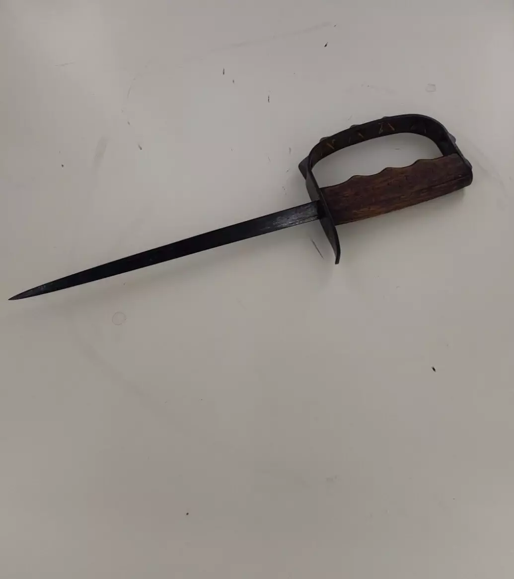 genuine 1917 trench knife/w reproduction sheath